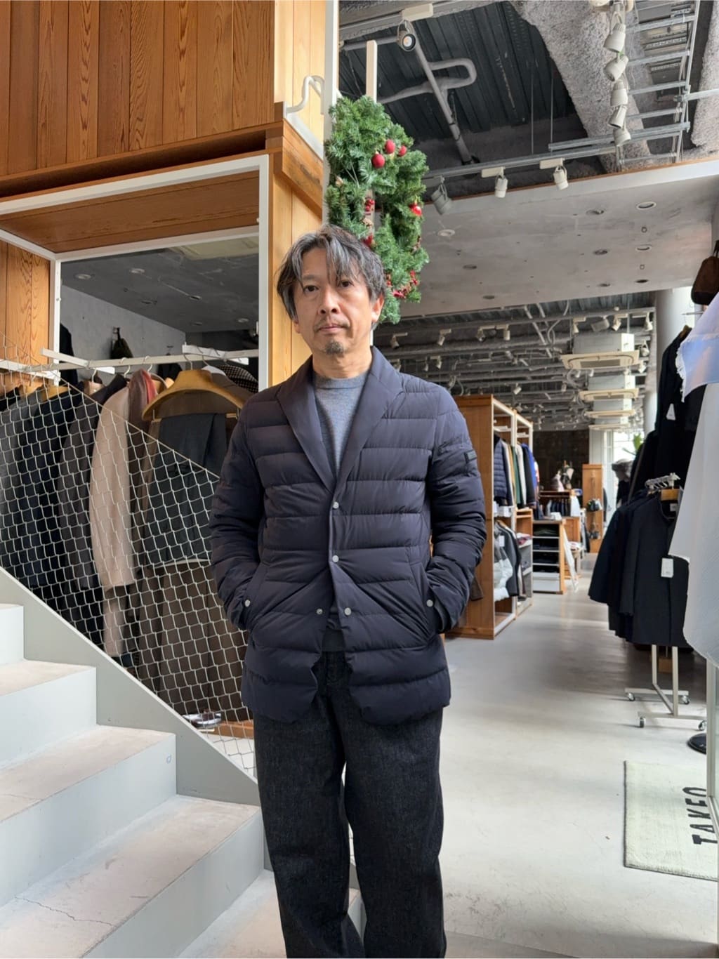 デザイナーTAKEman さんの「TAKEO KIKUCHI｜◆【便利なサイズ感】ドライビング　トートバッグ」を使ったコーディネート