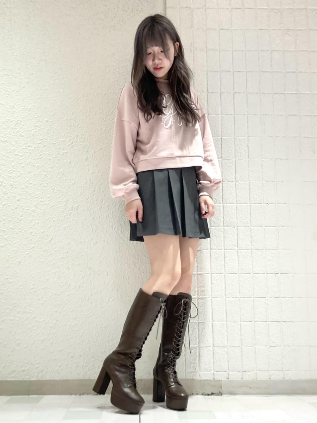 ❤︎HIME❤︎さんの「ESPERANZA｜【ラク盛り／ロングブーツ】リピーター続出／脚長美脚　レースアップロングブーツ」を使ったコーディネート