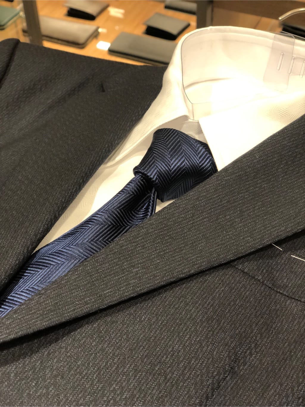 KAさんの「TAKEO KIKUCHI｜【Made in JAPAN】矢絣（やがすり）シルクネクタイ」を使ったコーディネート