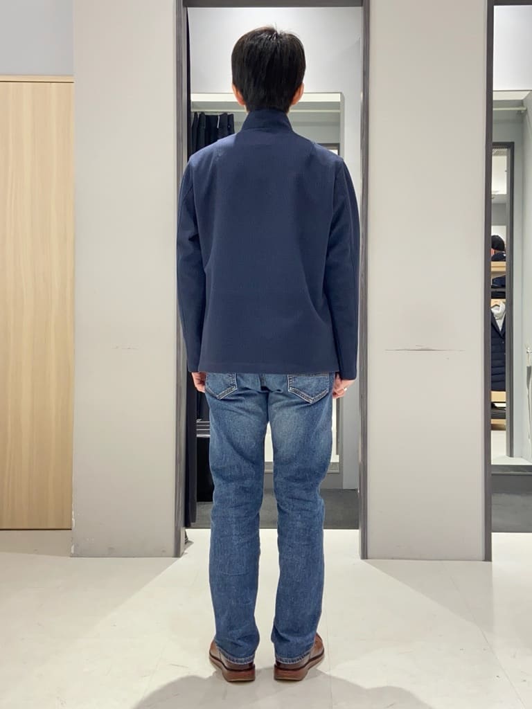 わいずみさんの「TAKEO KIKUCHI｜【DOWN FABRIC】ダウンファブリック スタンドカラーブルゾン」を使ったコーディネート