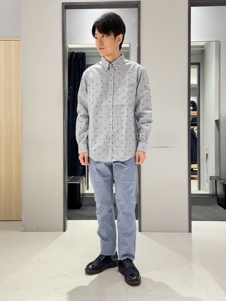 わいずみさんの「TAKEO KIKUCHI｜ハットモチーフ ジャカード ストライプ シャツ」を使ったコーディネート