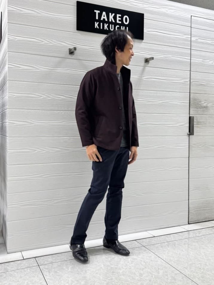 井出恭輔さんの「TAKEO KIKUCHI｜【DOWN FABRIC】ダウンファブリック スタンドカラーブルゾン」を使ったコーディネート