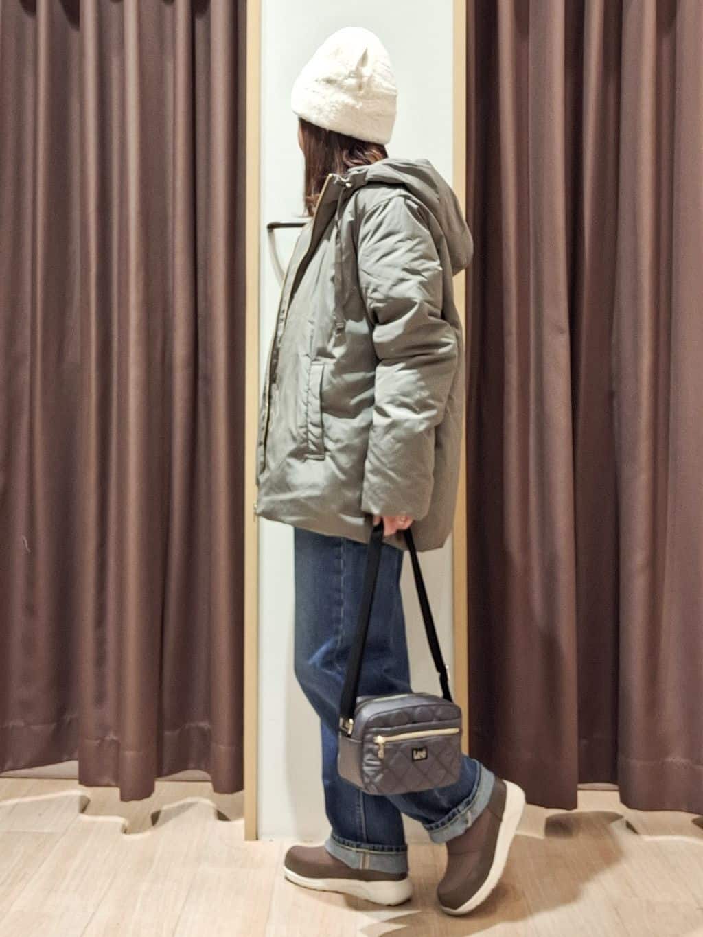 ウタさんの「grove｜【Lee&times;grove別注】STRAIGHT DENIM PANTS」を使ったコーディネート