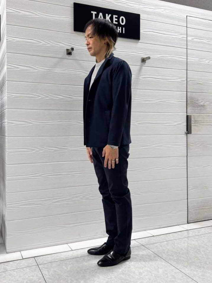 井出恭輔さんの「TAKEO KIKUCHI｜【DOWN FABRIC】ダウンファブリック スタンドカラーブルゾン」を使ったコーディネート