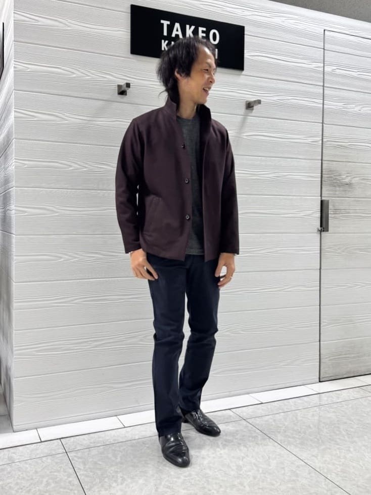 井出恭輔さんの「TAKEO KIKUCHI｜【DOWN FABRIC】ダウンファブリック スタンドカラーブルゾン」を使ったコーディネート