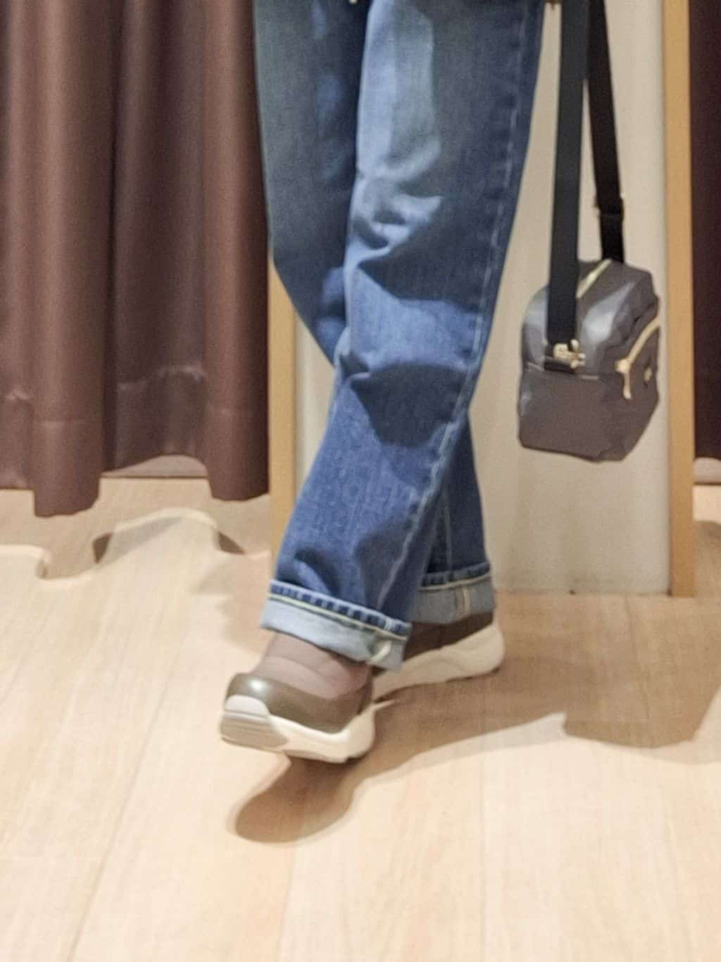 ウタさんの「grove｜【Lee&times;grove別注】STRAIGHT DENIM PANTS」を使ったコーディネート