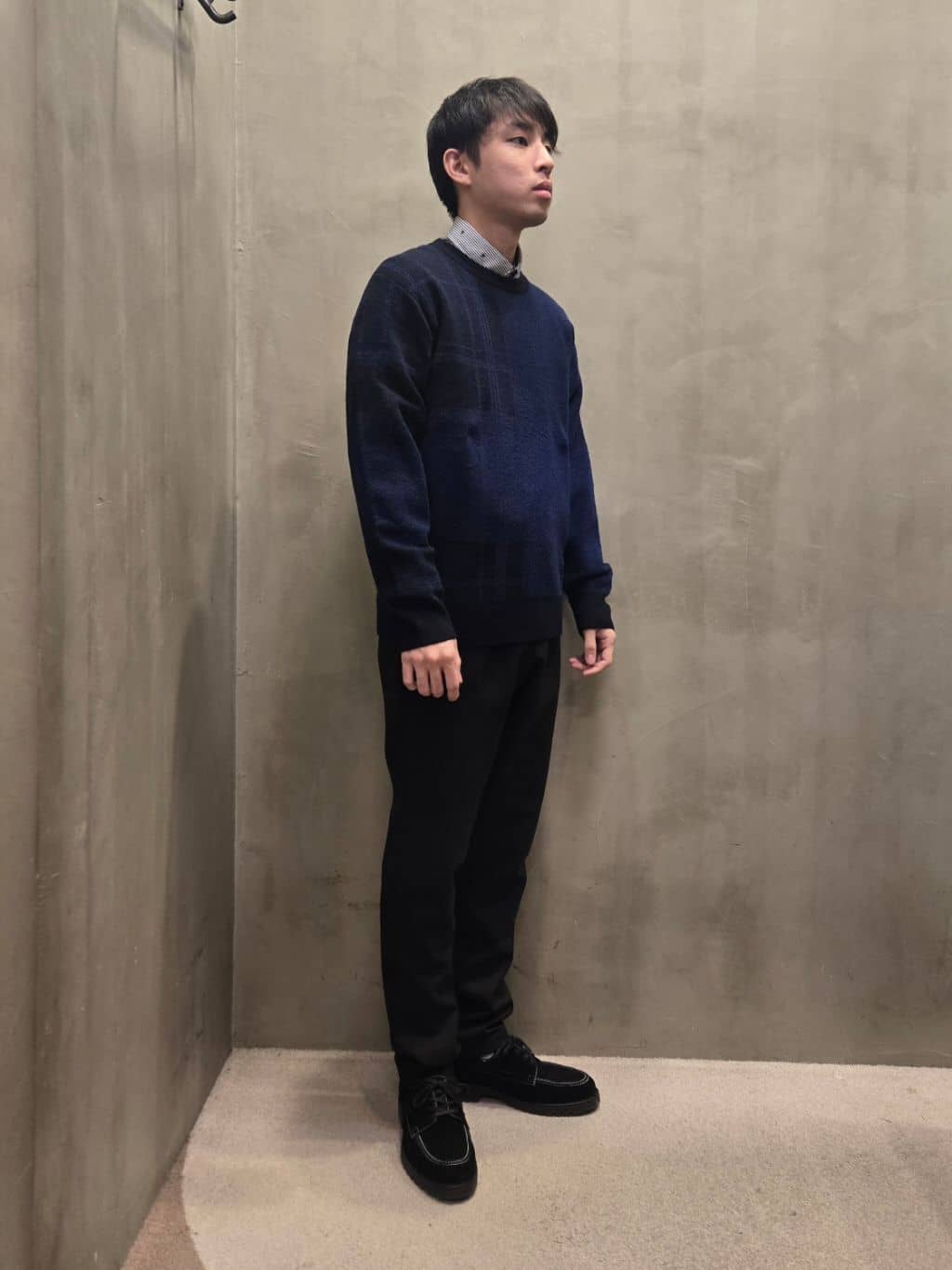 白木駆さんの「TAKEO KIKUCHI｜ハットモチーフ ジャカード ストライプ シャツ」を使ったコーディネート