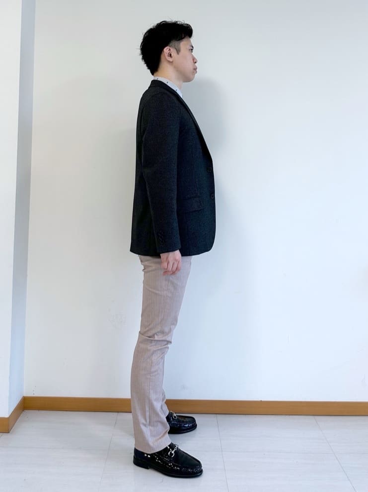 イッシーさんの「TAKEO KIKUCHI｜ハットモチーフ ジャカード ストライプ シャツ」を使ったコーディネート