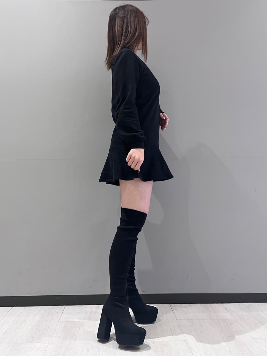 RISAさんの「ESPERANZA｜厚底ラク盛りニーハイブーツ」を使ったコーディネート