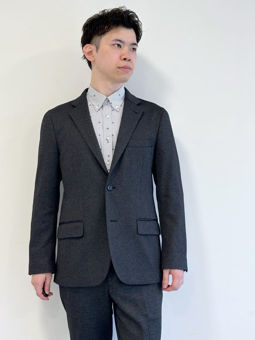 イッシーさんの「TAKEO KIKUCHI｜ハットモチーフ ジャカード ストライプ シャツ」を使ったコーディネート