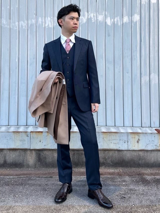 イッシーさんの「TAKEO KIKUCHI｜【ウールカシミヤブレンド】ビーバー調 スタンドカラー コート」を使ったコーディネート