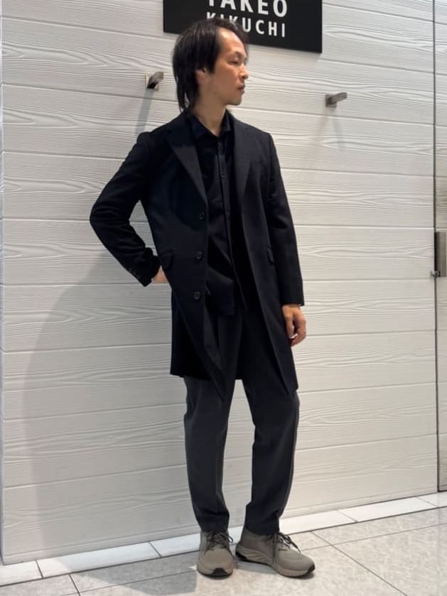 井出恭輔さんの「TAKEO KIKUCHI｜ウールカシミヤブレンド チェスターコート」を使ったコーディネート