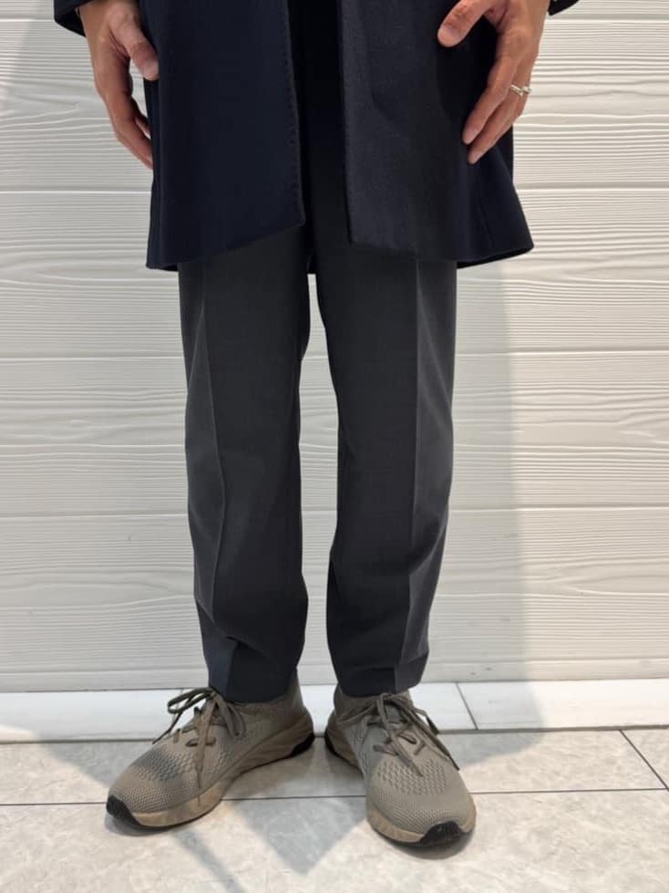 井出恭輔さんの「TAKEO KIKUCHI｜ウールカシミヤブレンド チェスターコート」を使ったコーディネート