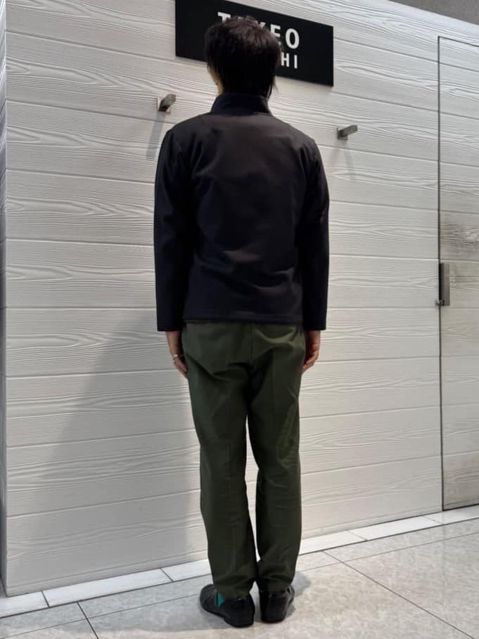 井出恭輔さんの「TAKEO KIKUCHI｜【DOWN FABRIC】ダウンファブリック スタンドカラーブルゾン」を使ったコーディネート