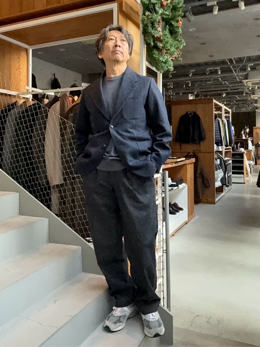 デザイナーTAKEman さんの「TAKEO KIKUCHI｜◆【便利なサイズ感】ドライビング　トートバッグ」を使ったコーディネート