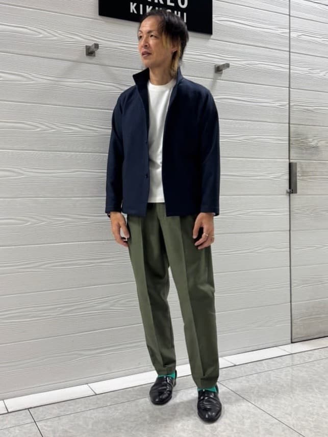 井出恭輔さんの「TAKEO KIKUCHI｜【DOWN FABRIC】ダウンファブリック スタンドカラーブルゾン」を使ったコーディネート