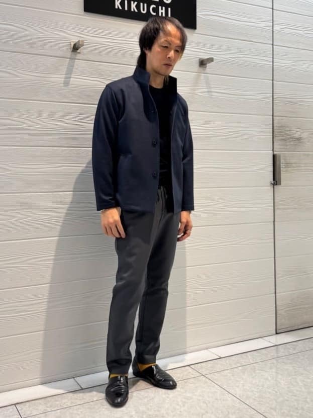 井出恭輔さんの「TAKEO KIKUCHI｜【DOWN FABRIC】ダウンファブリック スタンドカラーブルゾン」を使ったコーディネート
