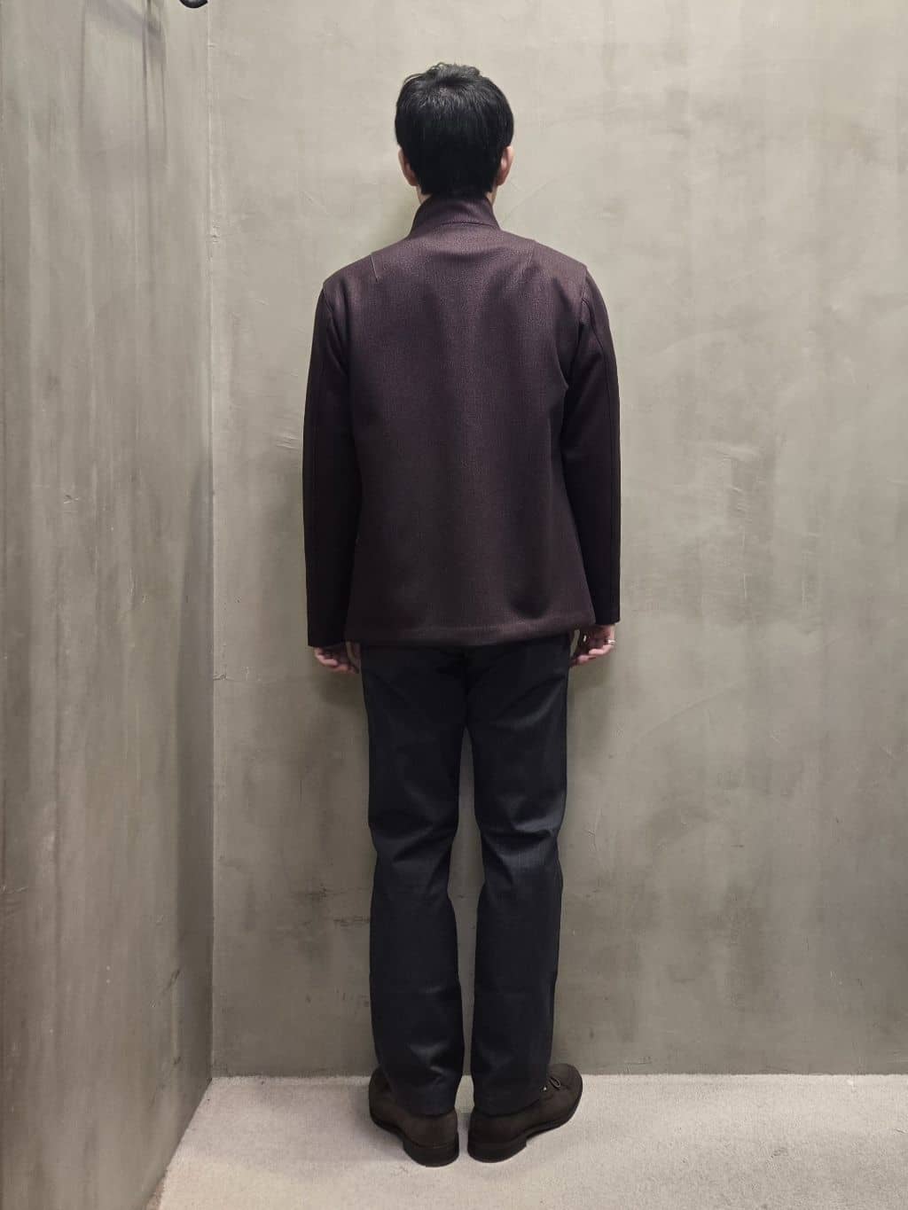白木駆さんの「TAKEO KIKUCHI｜【DOWN FABRIC】ダウンファブリック スタンドカラーブルゾン」を使ったコーディネート