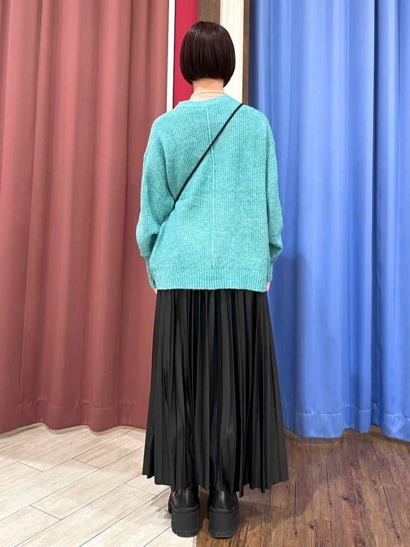 るるさんの「SHOO･LA･RUE｜◆【セレモニー】ダイヤレーン・フェイクパール切替ネックレス」を使ったコーディネート