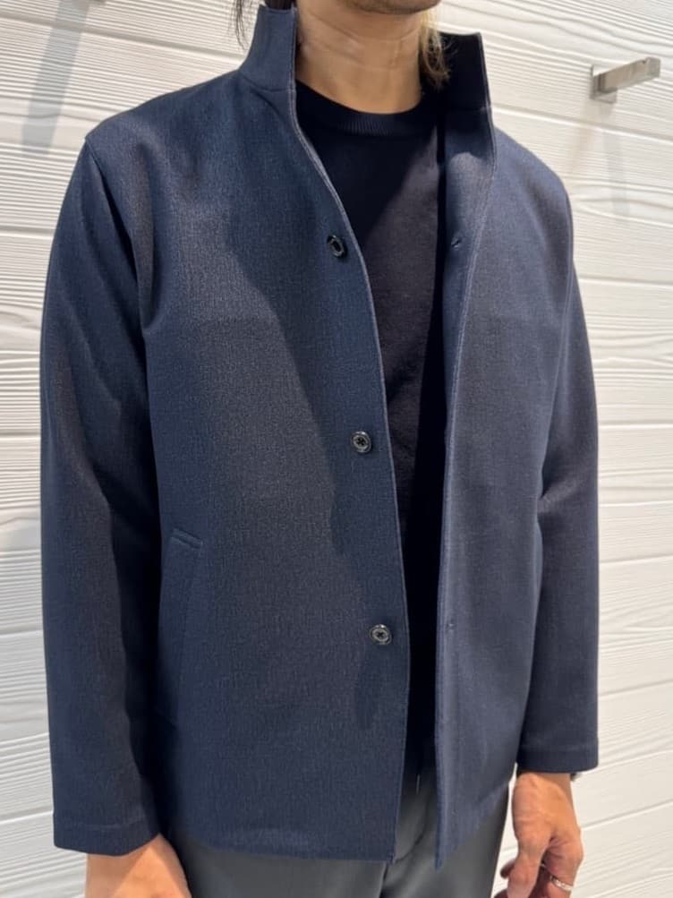 井出恭輔さんの「TAKEO KIKUCHI｜【DOWN FABRIC】ダウンファブリック スタンドカラーブルゾン」を使ったコーディネート