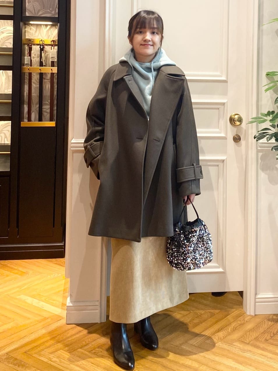 c.wさんの「DRESSTERIOR｜◆コーデュロイイージースカート」を使ったコーディネート