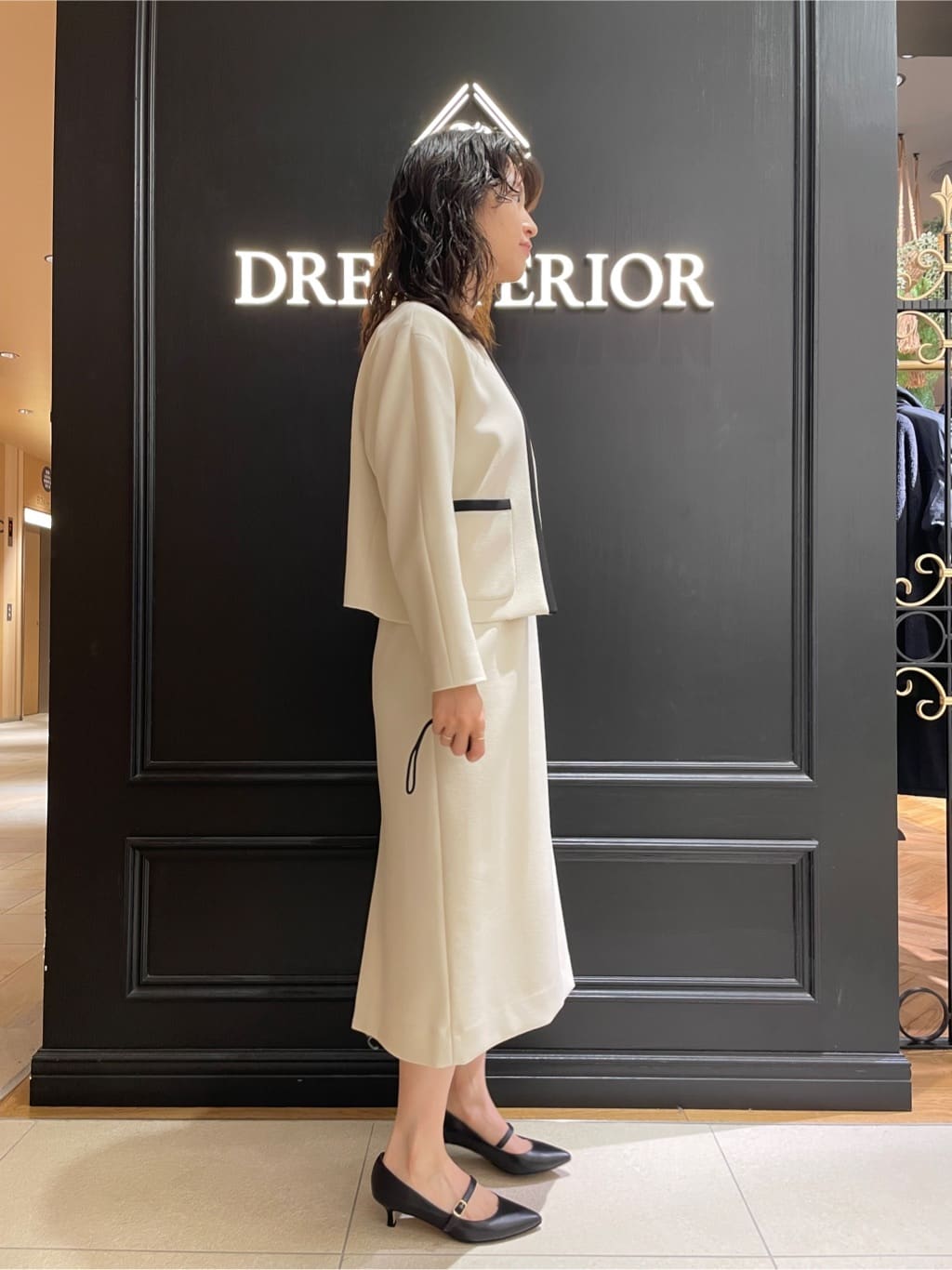 Karinさんの「DRESSTERIOR｜」を使ったコーディネート