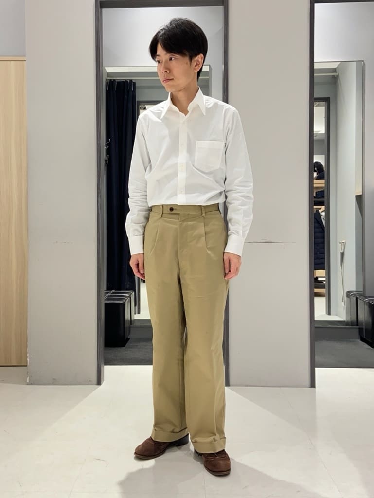 わいずみさんの「TAKEO KIKUCHI｜【Made in JAPAN】ブロード レギュラーカラー ドレスシャツ」を使ったコーディネート