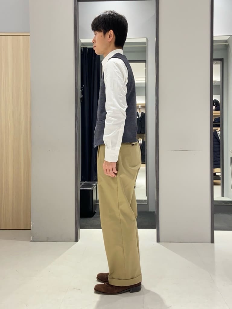 わいずみさんの「TAKEO KIKUCHI｜【Made in JAPAN】ブロード レギュラーカラー ドレスシャツ」を使ったコーディネート