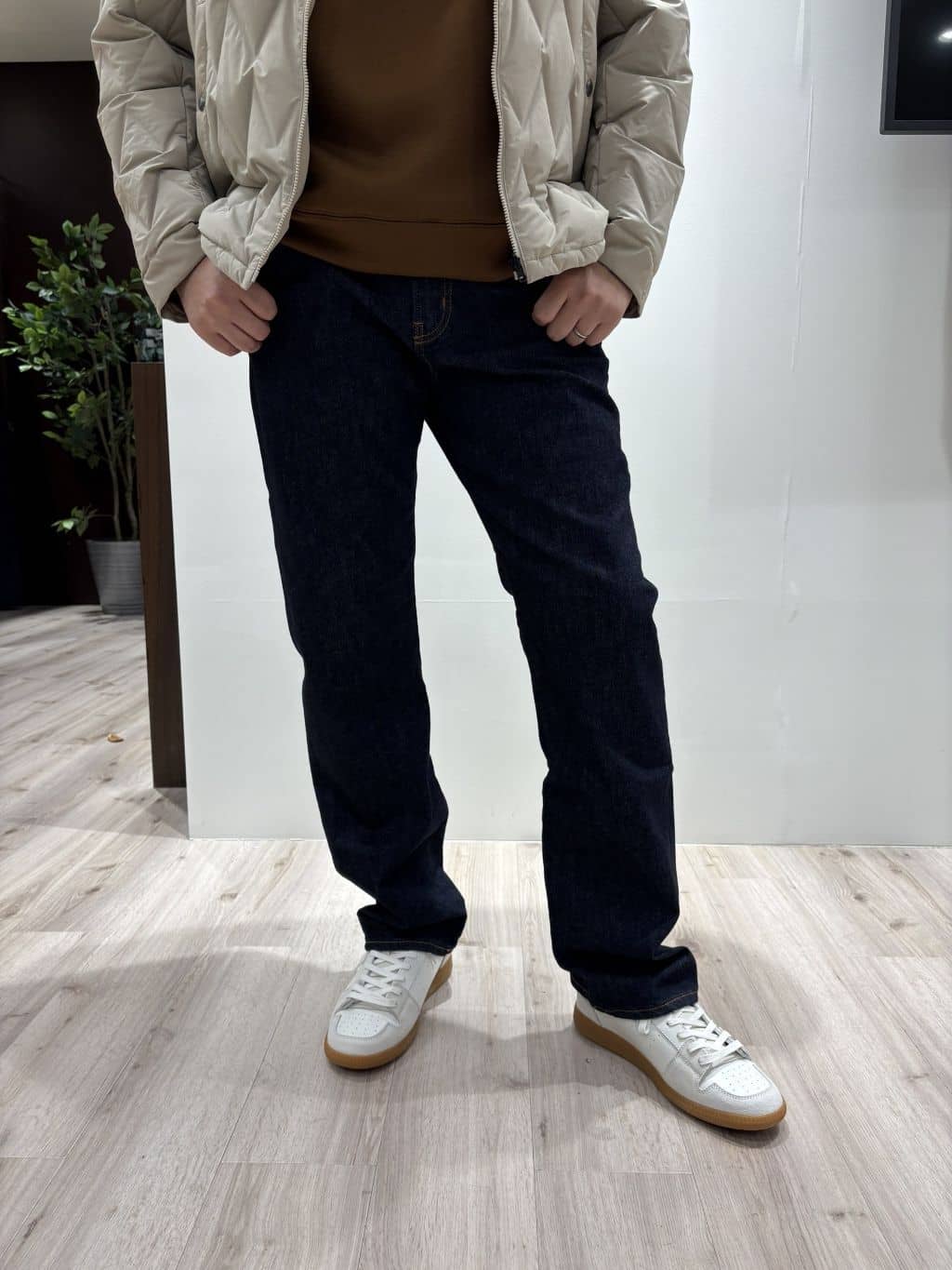 Mr.kさんの「TAKEO KIKUCHI｜【モンスターストレッチ】日本製 ワンウォッシュ デニムパンツ」を使ったコーディネート