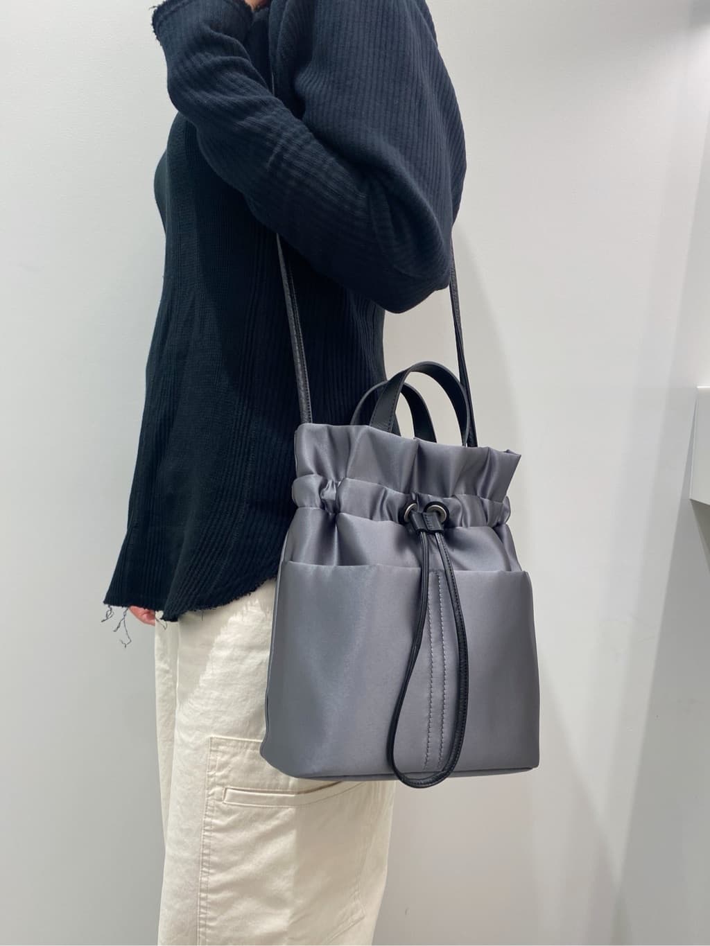 Uさんの「HIROKO HAYASHI｜LUINI SATINE（ルイーニ サティーネ）ショルダーバッグ」を使ったコーディネート