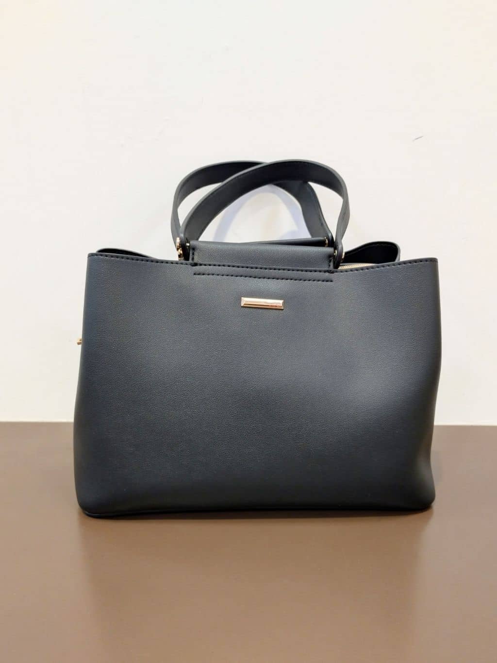 yuzuyamamaさんの「SHOO･LA･RUE｜◆【通勤/セレモニー】Vカットデザインで足が美しく見える ベーシック5cmパンプス」を使ったコーディネート