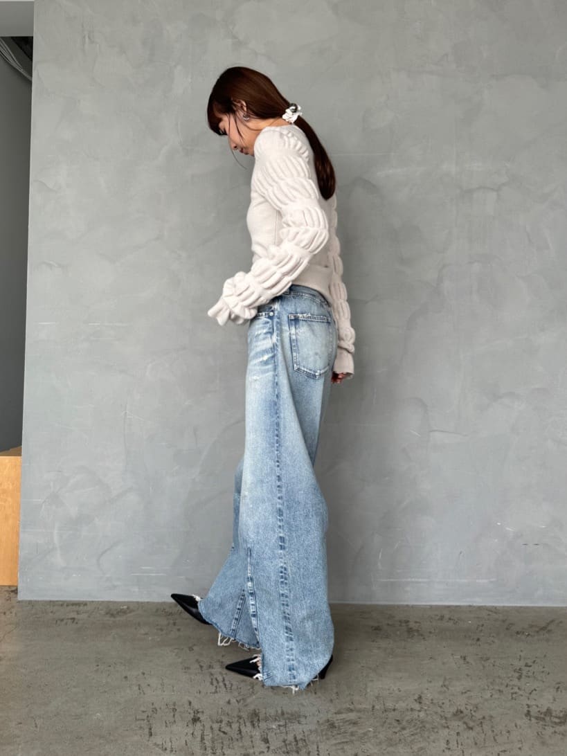 designer yukaさんの「CODE A｜gathered sleeves knit」を使ったコーディネート