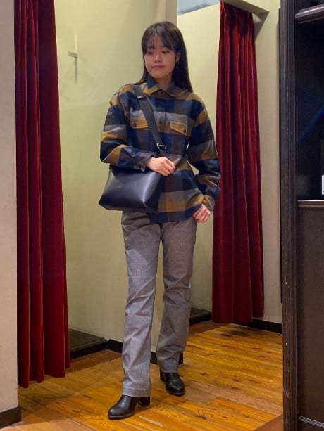 かわぴーさんの「TAKEO KIKUCHI｜【Made in JAPAN】播州織 ヘリンボン ストレート パンツ」を使ったコーディネート