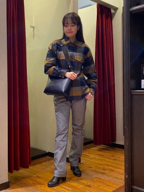 かわぴーさんの「TAKEO KIKUCHI｜【Made in JAPAN】播州織 ヘリンボン ストレート パンツ」を使ったコーディネート