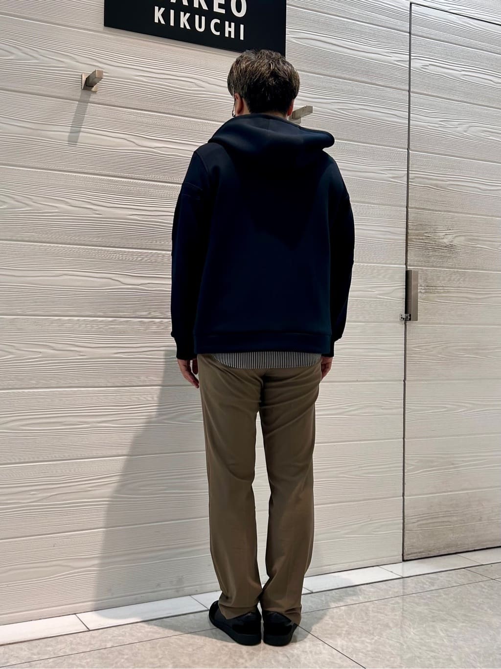 すーさんの「TAKEO KIKUCHI｜【抗菌防臭/シーズンレス】シアサッカー ジャージシャツ」を使ったコーディネート