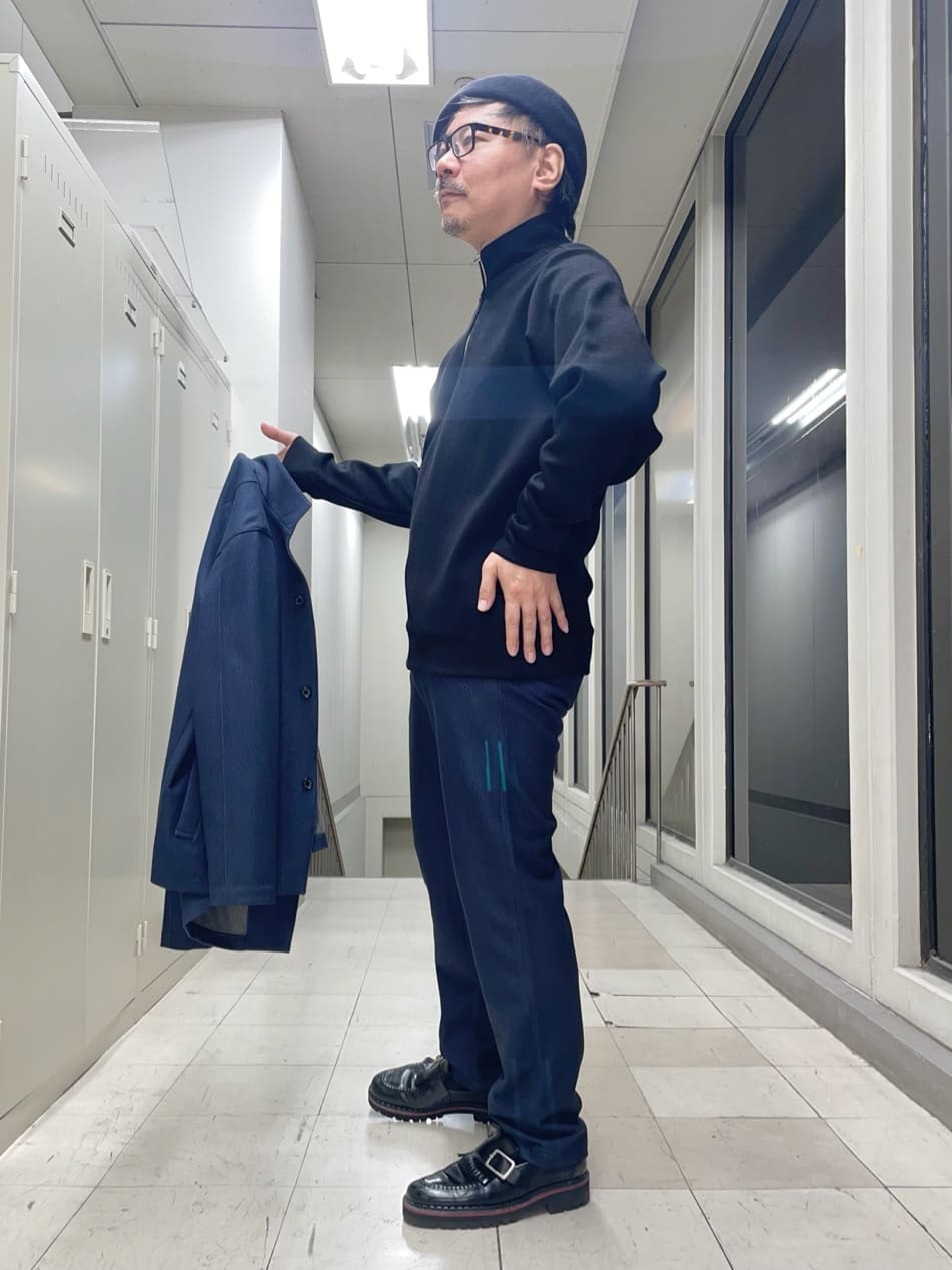 MAKOTO AIさんの「TAKEO KIKUCHI｜【DOWN FABRIC】ダウンファブリック スタンドカラーブルゾン」を使ったコーディネート