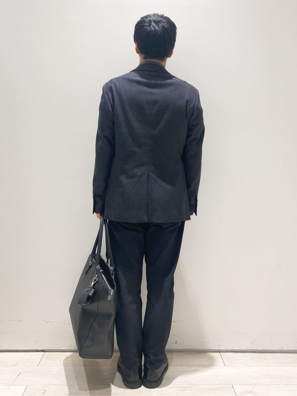 Ichiさんの「THE SHOP TK｜【ご好評につき再入荷！！】合皮トートバッグ イヤホンケース付き/A$収納可/PCスリーブ付き/ビジネ」を使ったコーディネート
