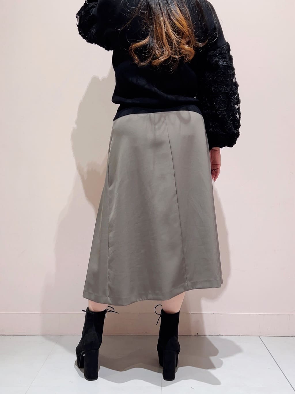りえさんの「ESPERANZA｜【ラク盛り／ショートブーツ】リピーター続出／脚長美脚　厚底レースアップブーツ」を使ったコーディネート