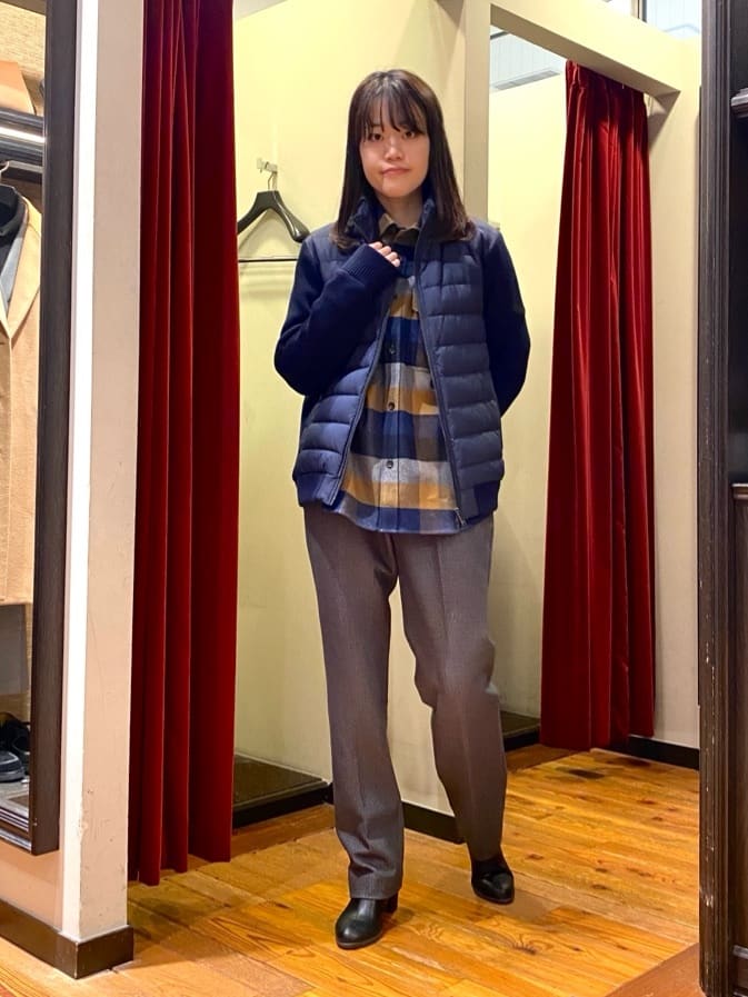 かわぴーさんの「TAKEO KIKUCHI｜【DOWN FABRIC】ダウンファブリック ドレスパンツ / セットアップ対応」を使ったコーディネート