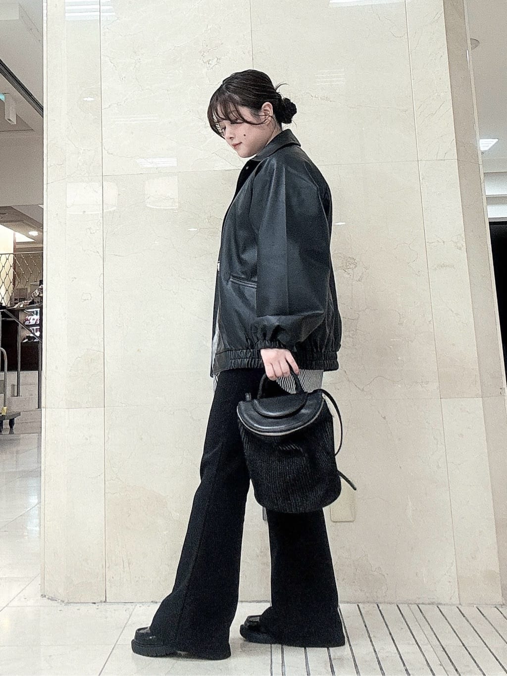 mさんの「HIROKO HAYASHI｜DAMASCO（ダマスコ）三つ折り財布」を使ったコーディネート