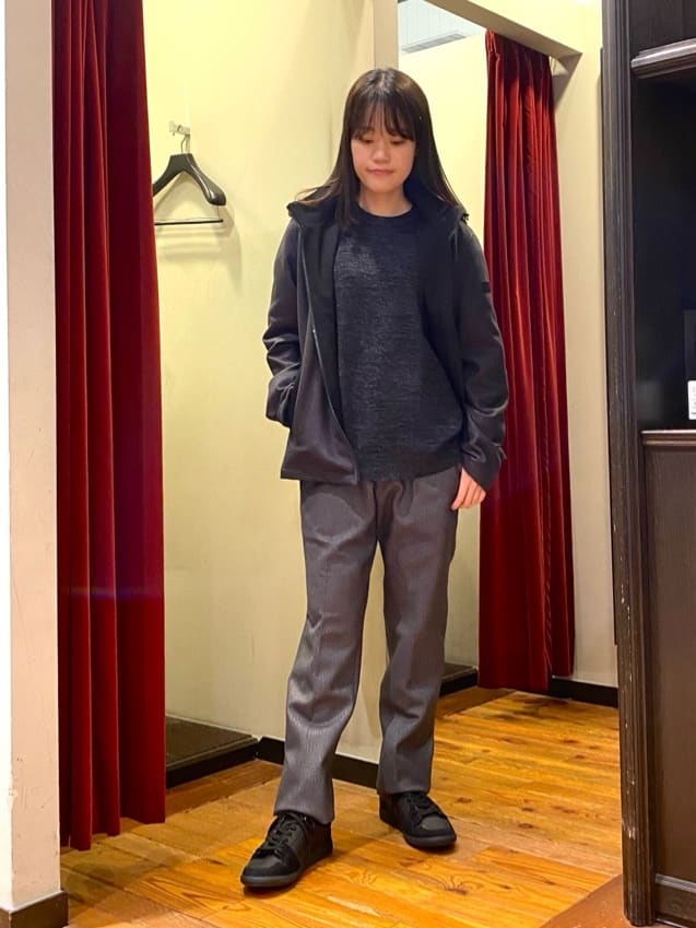 かわぴーさんの「TAKEO KIKUCHI｜【DOWN FABRIC】ダウンファブリック ドレスパンツ / セットアップ対応」を使ったコーディネート