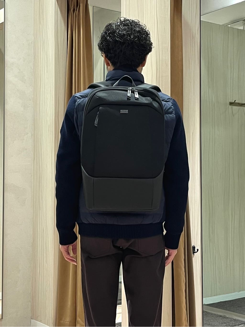 URAさんの「TAKEO KIKUCHI｜【Made in JAPAN】播州織 ストレッチ パンツ」を使ったコーディネート