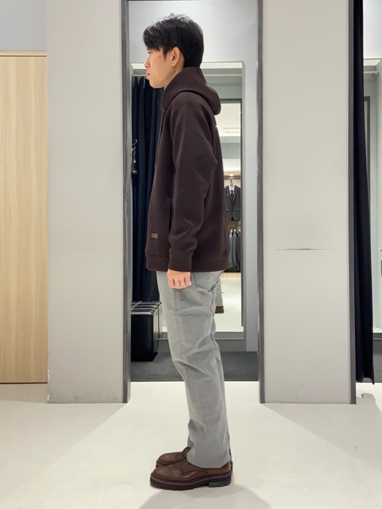 わいずみさんの「TAKEO KIKUCHI｜【Made in JAPAN】播州織 ストレッチ パンツ」を使ったコーディネート