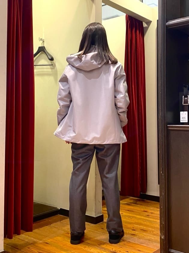 かわぴーさんの「TAKEO KIKUCHI｜【DOWN FABRIC】ダウンファブリック ドレスパンツ / セットアップ対応」を使ったコーディネート