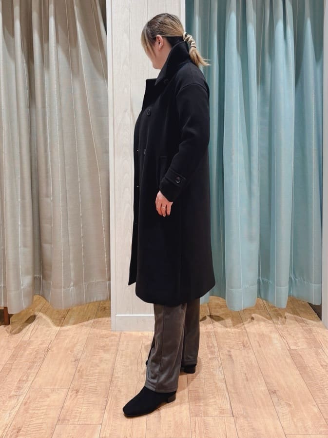 HANAさんの「SHOO･LA･RUE｜◆肌触り柔らか ベロアモール モックネックニット」を使ったコーディネート