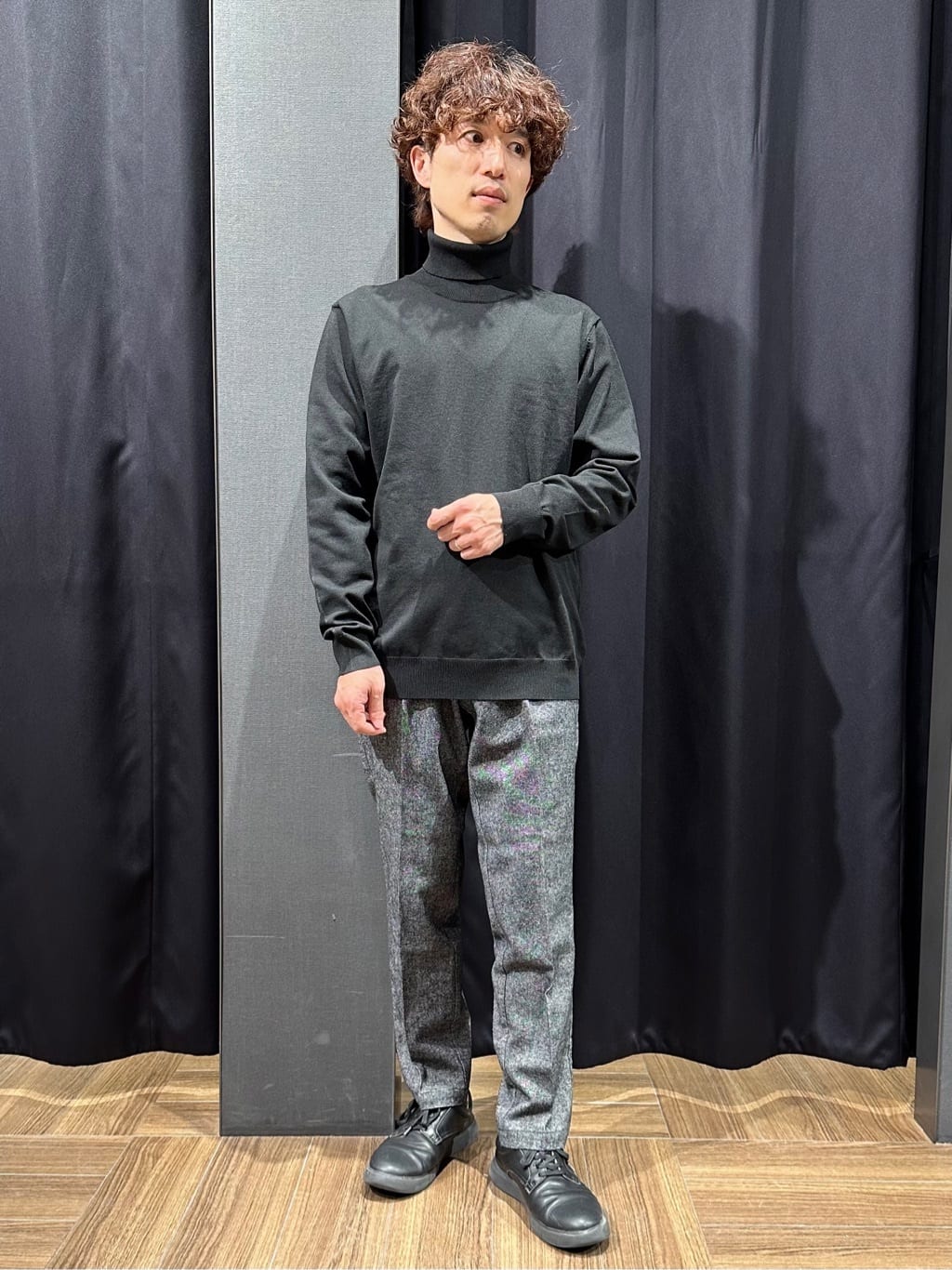 tomoyaさんの「THE SHOP TK｜【ご好評につき再入荷！！】L字クラッチバッグ 冠婚葬祭/ビジネス/セレモニー/パーティー」を使ったコーディネート
