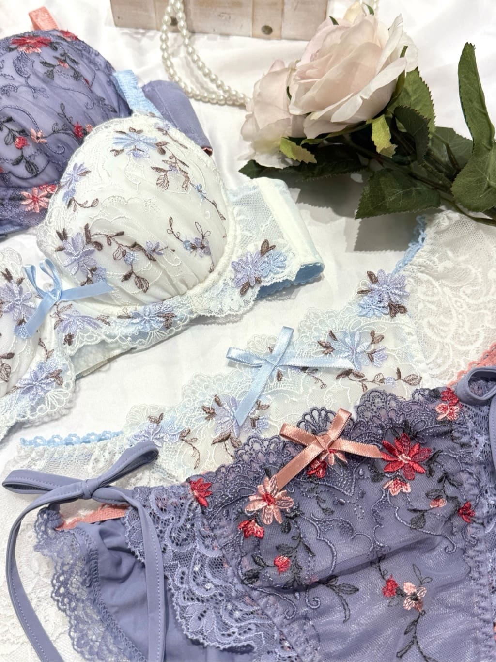 maiさんの「Risa Magli｜フィオナ ブラジャー（E-F）＜サイドシェイプ＞」を使ったコーディネート