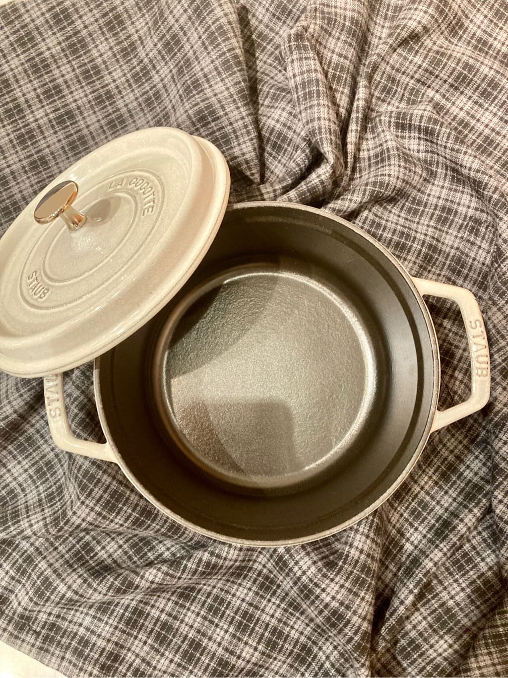 n.さんの「212 KITCHEN STORE｜ラ ココット de GOHAN カンパーニュ S 12cm ＜STAUB ストウブ＞」を使ったコーディネート