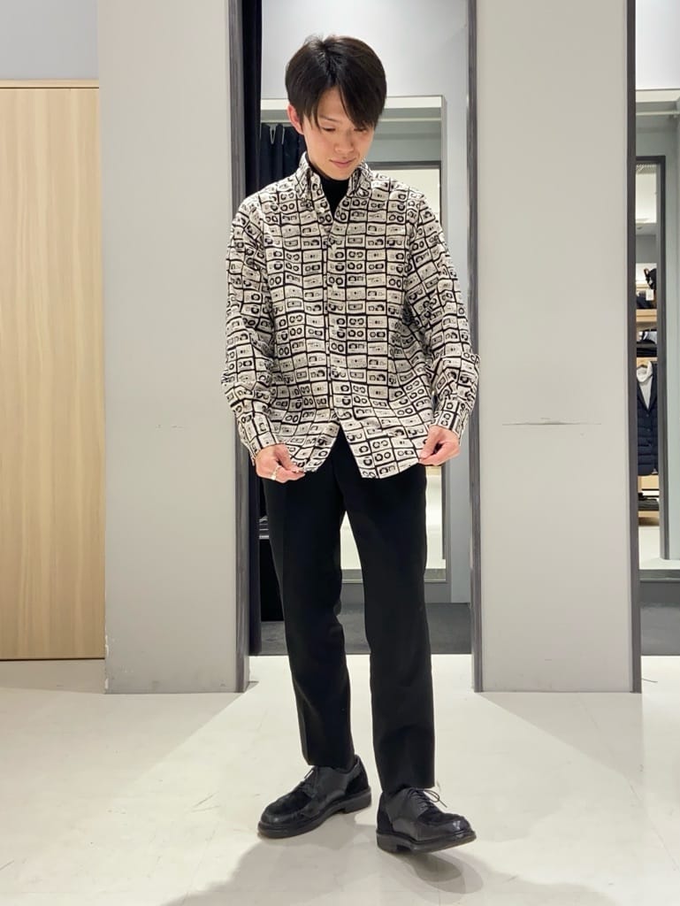 わいずみさんの「TAKEO KIKUCHI｜ウールカシミヤブレンド チェスターコート」を使ったコーディネート