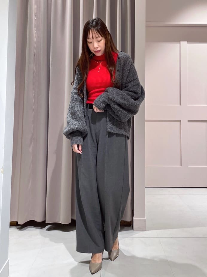 maiさんの「ESPERANZA｜【レイン対応/12時間パンプス】約8.5cm　歩きやすくて疲れにくい」を使ったコーディネート